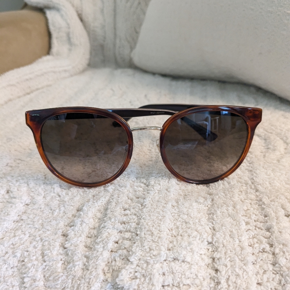 Gucci sunglasses